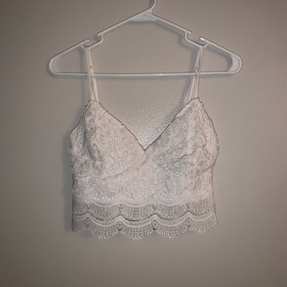 Kendall & Kylie lace crop top